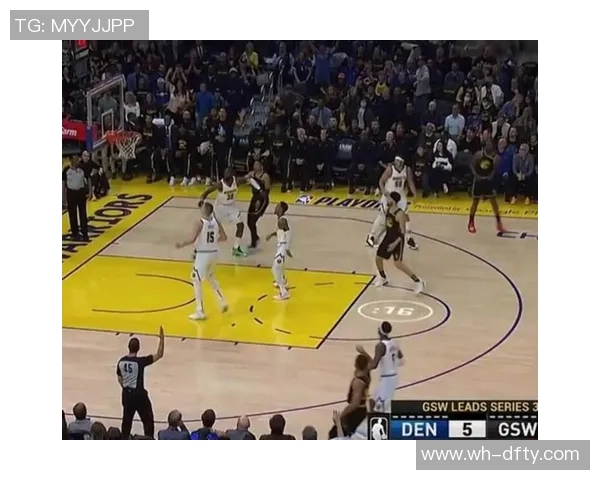 勇士与快船激战四月十六日NBA季后赛精彩对决引发球迷热议 勇士与快船激战四月十六日NBA季后赛精彩对决引发球迷热议