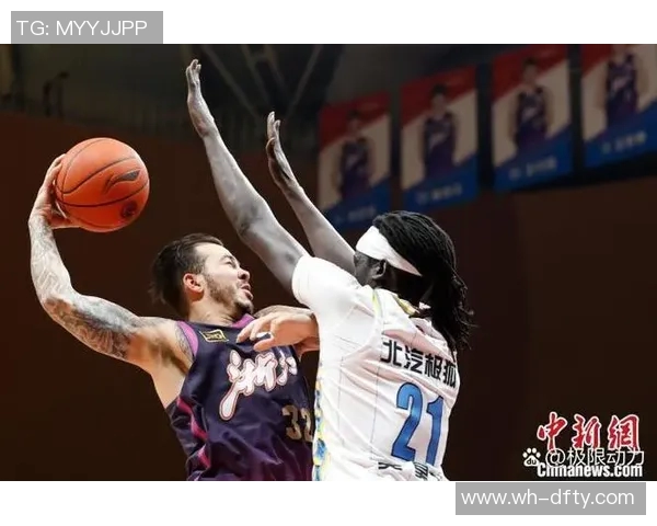 2018年CBA浙江队与广东队激烈对决精彩回顾与赛后分析 2018年CBA浙江队与广东队激烈对决精彩回顾与赛后分析