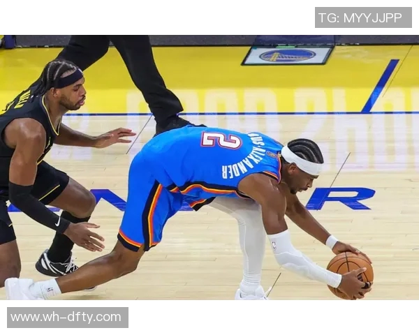 猛龙与雄鹿22号比赛激战正酣球星对决引发球迷热议 猛龙与雄鹿22号比赛激战正酣球星对决引发球迷热议