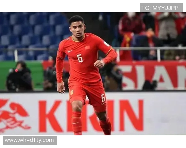 南京足球队个人能力引发热议球迷对球员表现褒贬不一